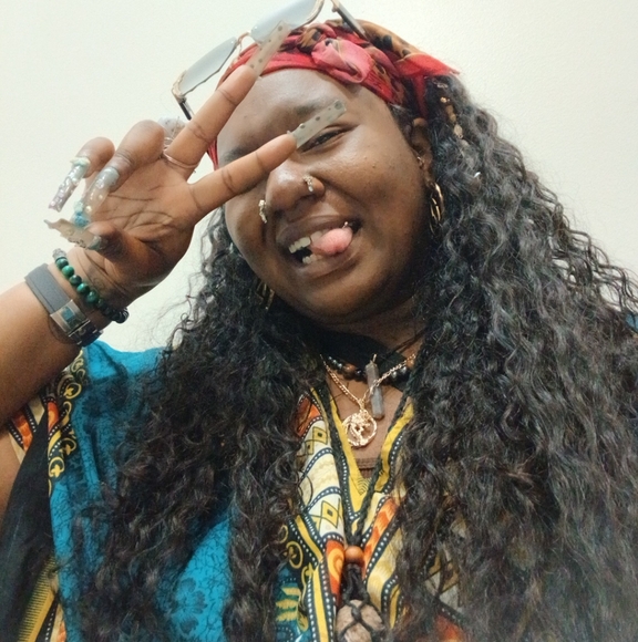 Fast Fashion. Luxuary Fashion And Everything in Between. Soon My Own Designs - Picture 2 of 4